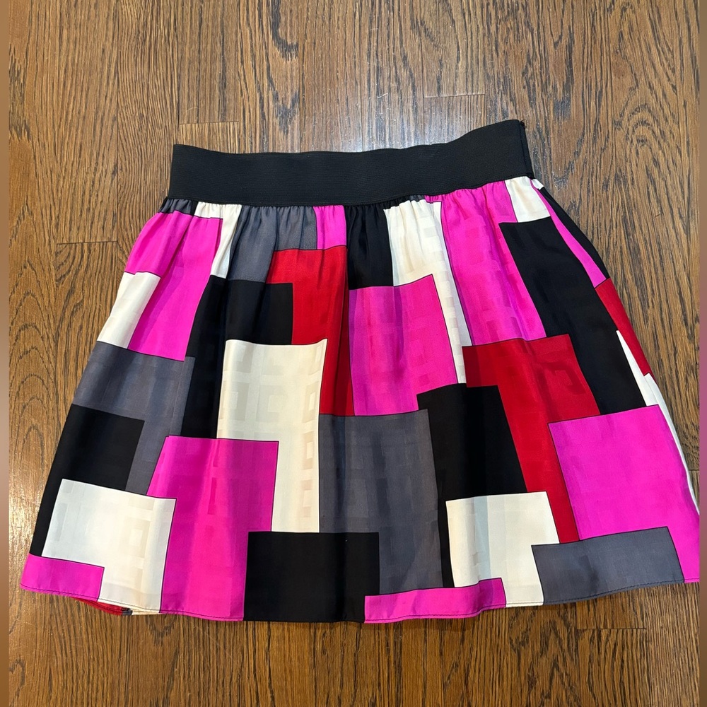 Alice & Trixie mini skirt 
Black, pink and white color block skirt